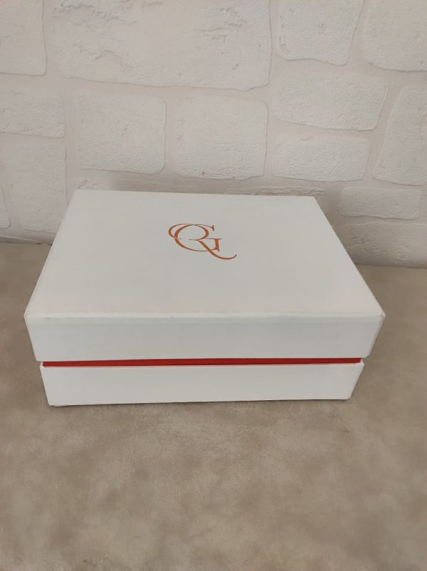 Caixa cartonada super rigida